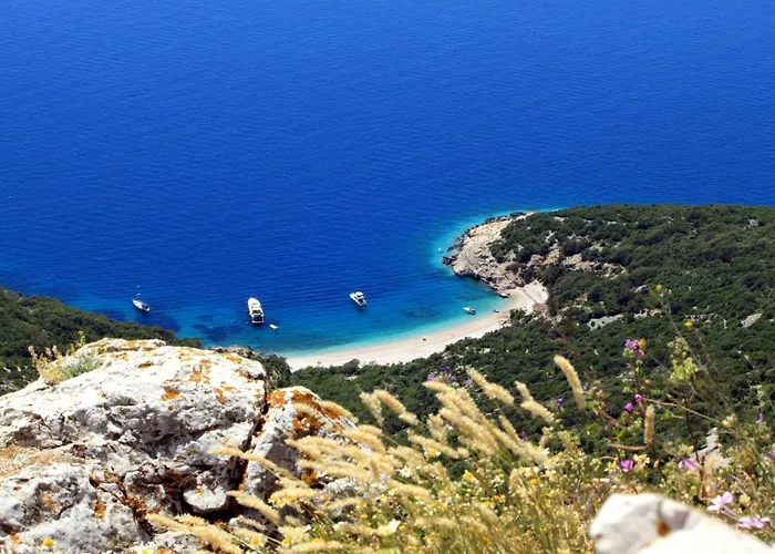 With A Parking Space - 7984 * Cres