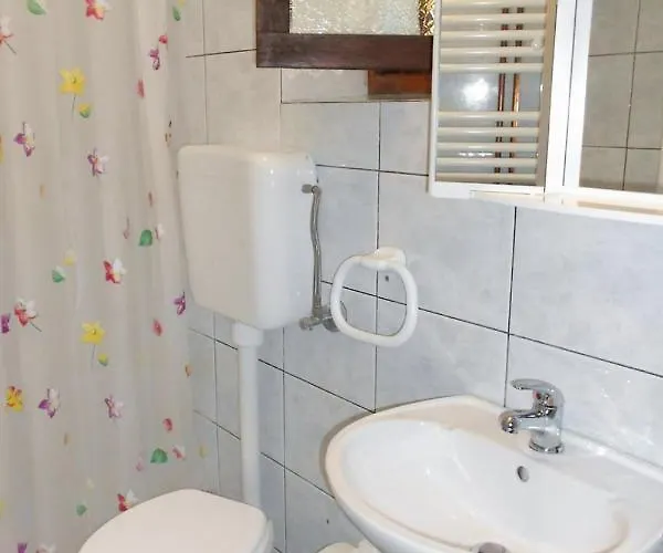 With A Parking Space - 7984 Appartement