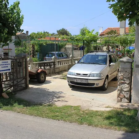 아파트 With A Parking Space - 7984 *